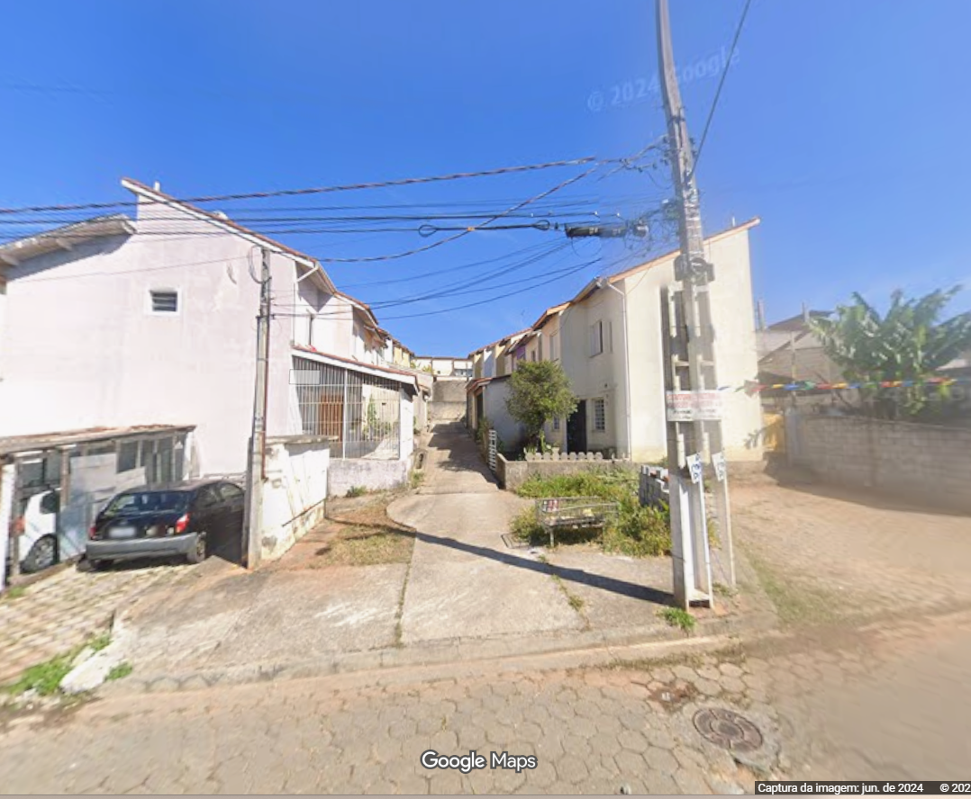 Foto de Casa na Rua Mário Pitocco - Leilão em Atibaia/SP