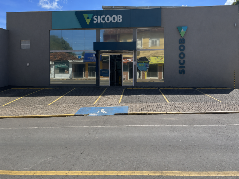 Prédio, Comercial, Centro, 6 vaga(s) de garagem